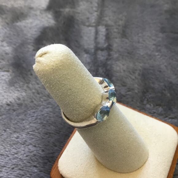 Sterling Silver Blue Trio Crystal Ring - Picture 2 of 8